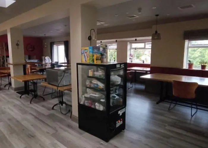 The Dutch Tulip Hostal *